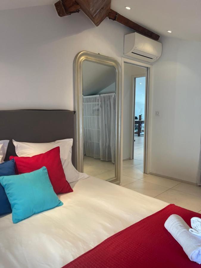Grand appartement style loft bord de mer Propriano  Eksteriør bilde